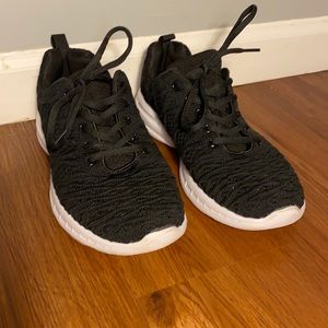 Black sneakers size 41